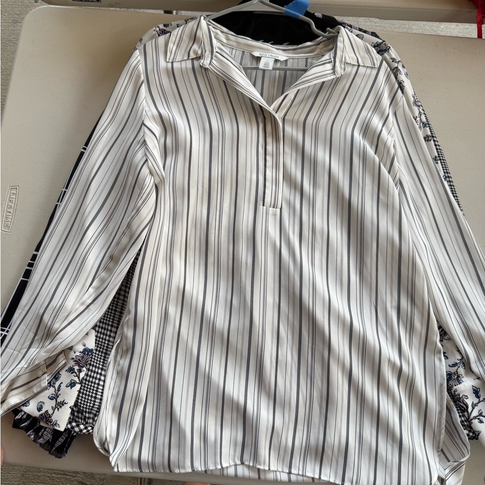 Black House White Market Striped Women's Top
